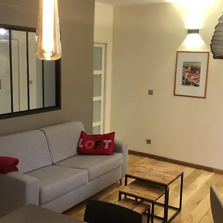 アパート T2 40 M2 L'europe Beatrice Centre-ville 1 Parking エクスレバン